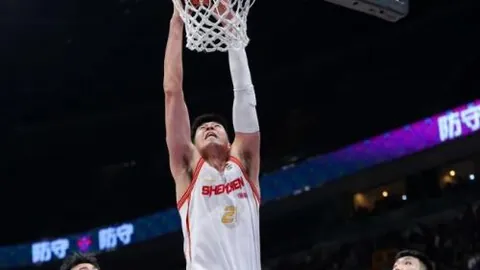 欧冠挑战失利，格里马尔多预见逆境转机